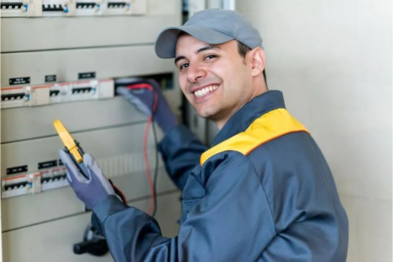 Eletricista Predial em Santo André SP Reparo em Quadro de Distribuição Coletivo