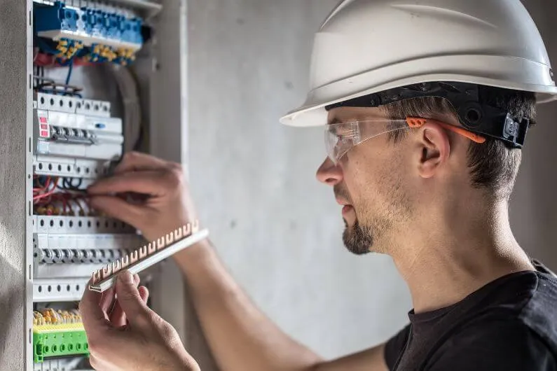 Eletricista Residencial em Santo André SP Serviço Urgente com Atendimento Rápido
